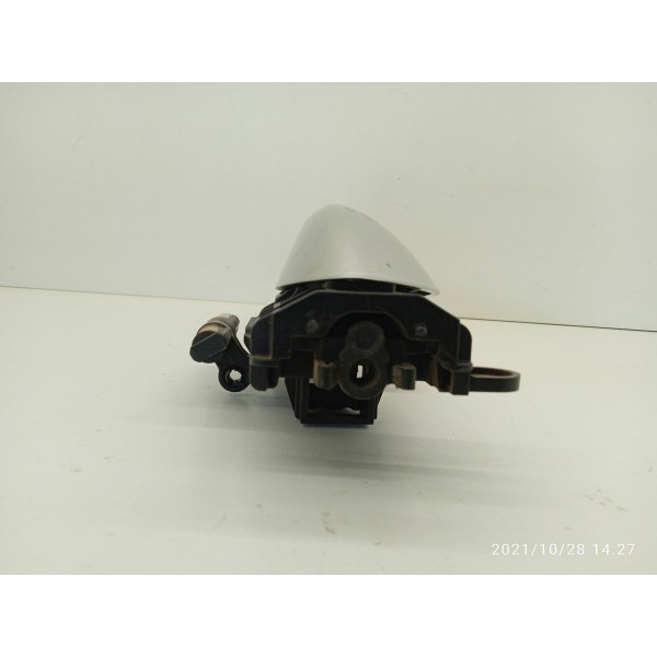 Maçaneta Externa Tracker Traseira Direita 2020/2024 Original Prateado Traseira