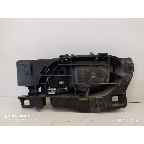 Macaneta Interna Peugeot 208 Traseira Direita 2014 A 2019 Traseira