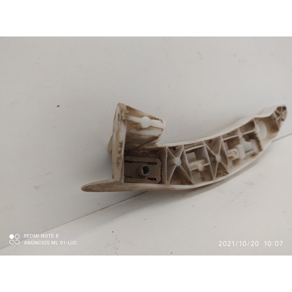 Guia Parachoque Peugeot 208 Traseiro Direito 2014 A 2019