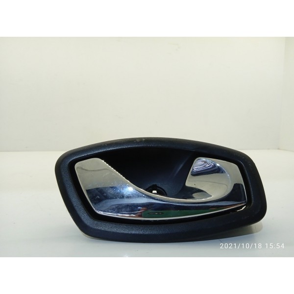 Macaneta Interna Fluence Dianteira Direita 2011/17 826720001 Cromado Dianteira/traseira