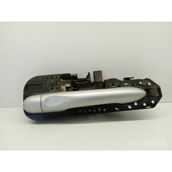 Macaneta Externa Fluence Traseira Esquerda 2011/2017 Prateado Traseira