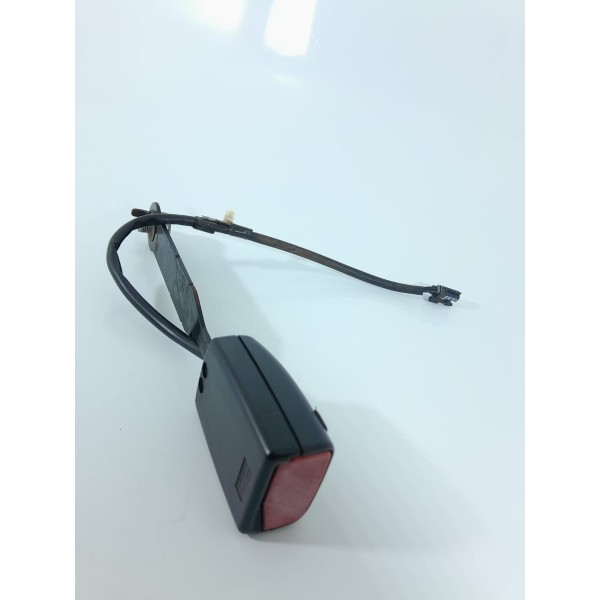 Engate Cinto Camaro Dianteiro Esquerdo 2010/2015