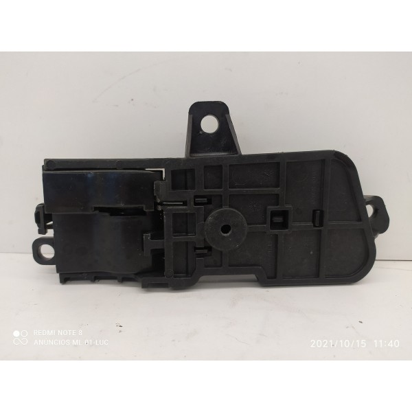 Macaneta Interna Porta Sonata Dianteira Direita 2011/2017 Cromado Dianteira