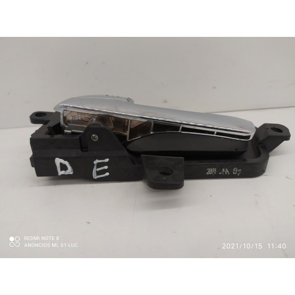 Macaneta Interna Porta Sonata Dianteira Direita 2011/2017 Cromado Dianteira