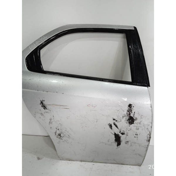 Porta Alfa 156 Traseira Direita 1997 Detalhes Traseira Direita Branco