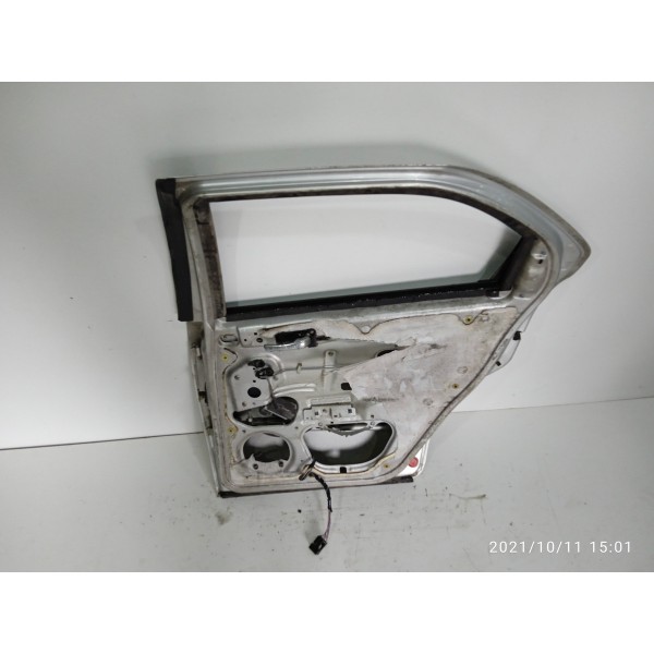 Porta Alfa 156 Traseira Direita 1997 Detalhes Traseira Direita Branco