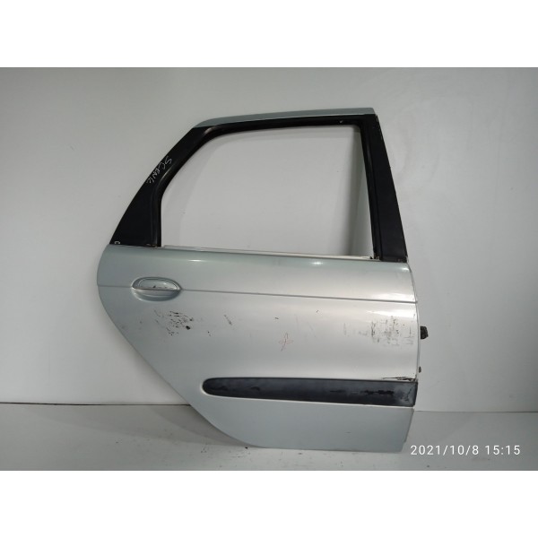 Porta Renault Scenic Traseira Direita 1999/2010 Traseira Direita Prateado