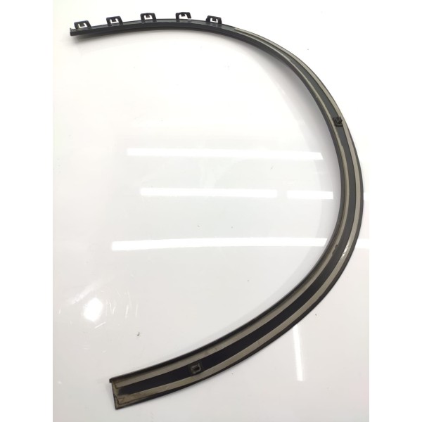 Moldura Friso Paralama Mercedes Gla200 Direito A1568852422