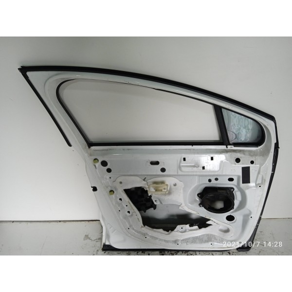 Porta Peugeot 3008 Dianteira Esquerda 2012 2015 2016 2017 Dianteira Esquerda Branco