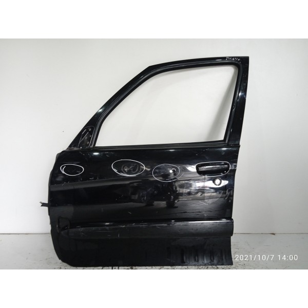 Porta Xsara Picasso Dianteira Esquerda 2000 Detalhes Dianteira Esquerda Preto