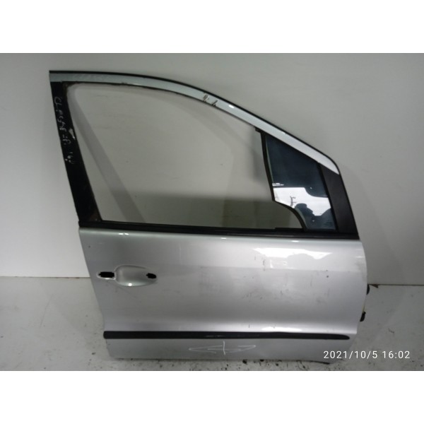 Porta Mercedes Classe A Dianteira Dir 2000 2003  2005 Det Dianteira Direito Prateado