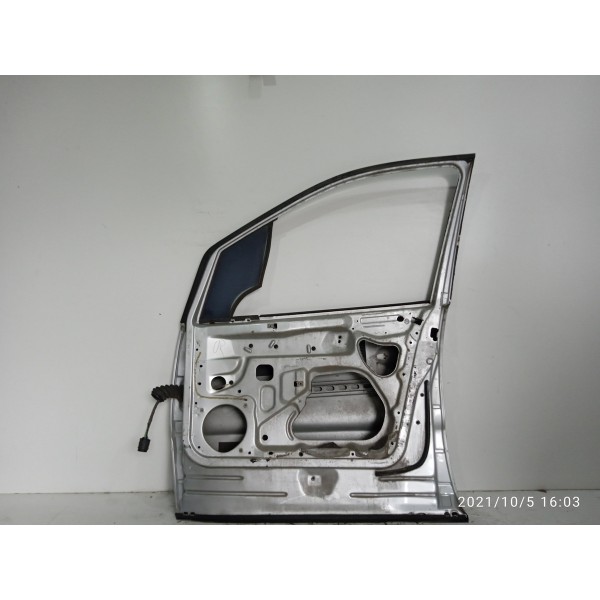 Porta Mercedes Classe A Dianteira Dir 2000 2003  2005 Det Dianteira Direito Prateado