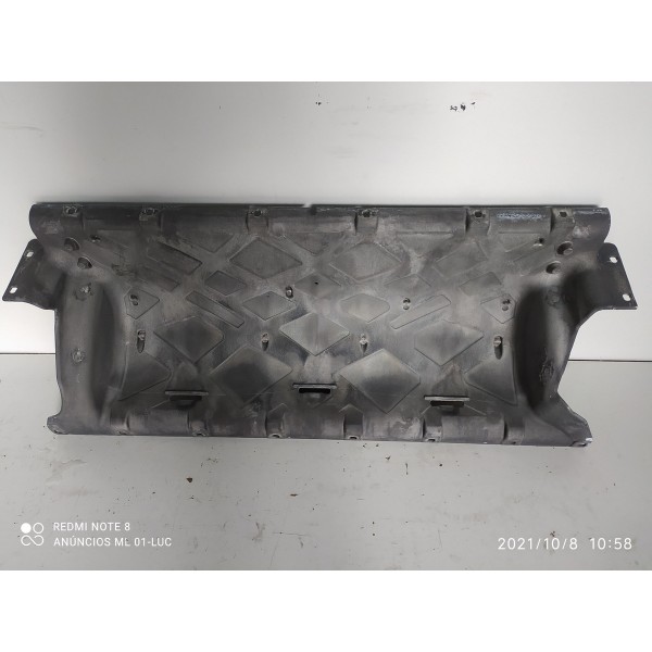 Protetor Tanque Mercedes Slk 200 350  2005/2011 A1716400057 Preto