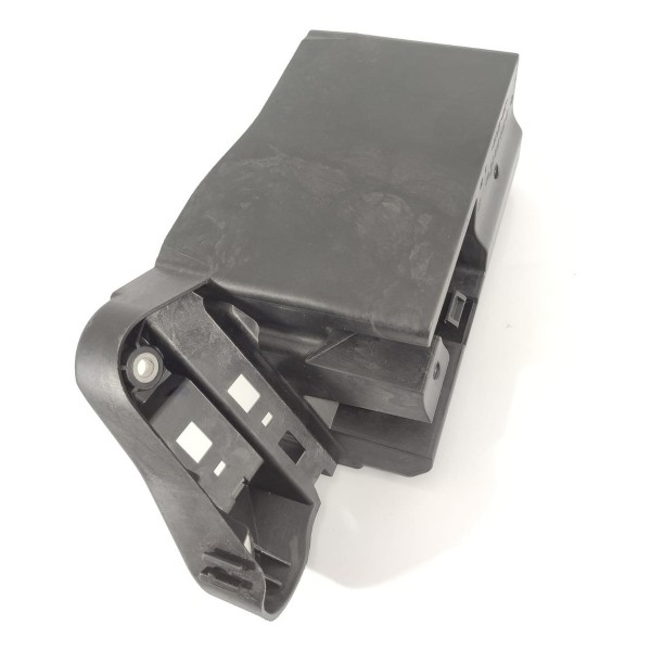 Caixabateria Auxili Mercedes Gla200 Cla A200 250 A2465402403