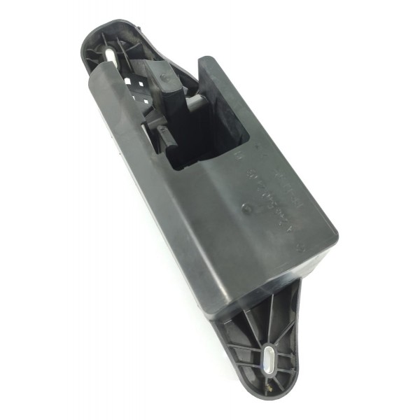 Caixabateria Auxili Mercedes Gla200 Cla A200 250 A2465402403