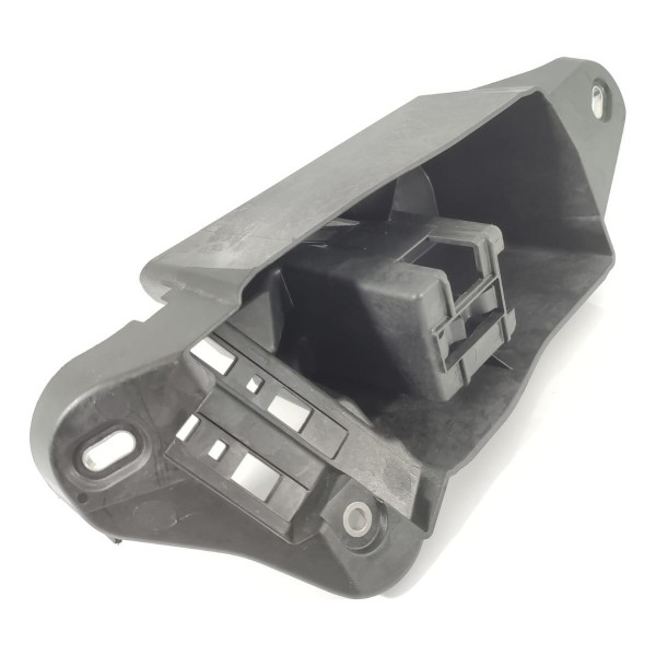 Caixabateria Auxili Mercedes Gla200 Cla A200 250 A2465402403