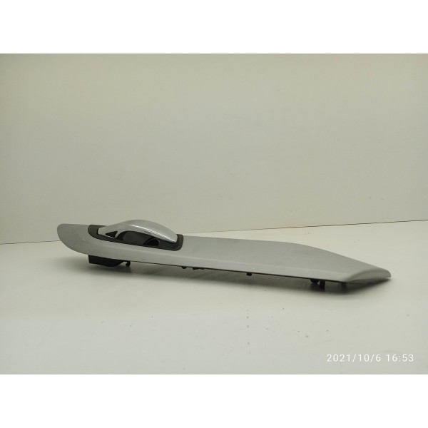 Macaneta Interna Porta Bmw Z4 Esquerda 2010/2017 Prateado Dianteira