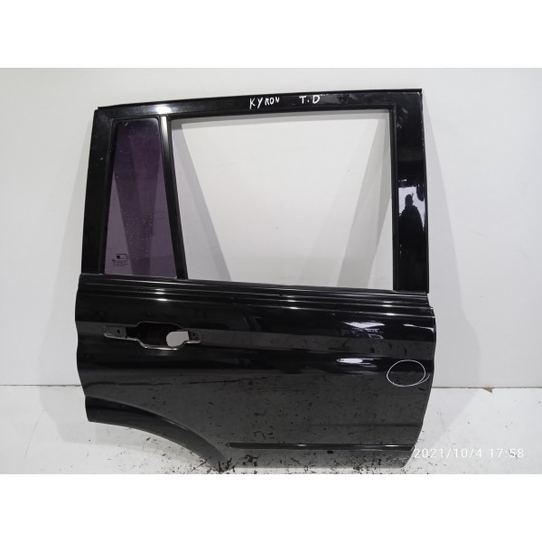 Porta Ssangyong Kyron Traseira Direita 2009/2014 Detalhes Traseira Direita Preto