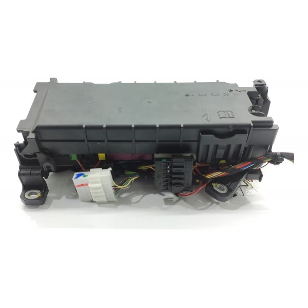Caixa Fusiveis Int Mercedes Gla200 A200 15/20 A2465402714