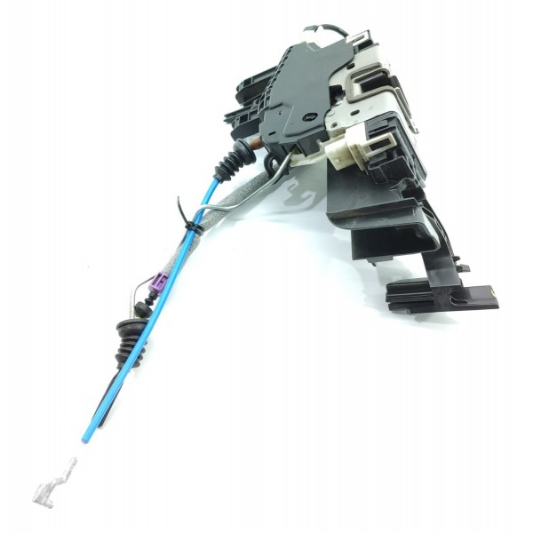 Fechadura Porta Mercedes Gla200 Dianteira Esquerd 1667200135