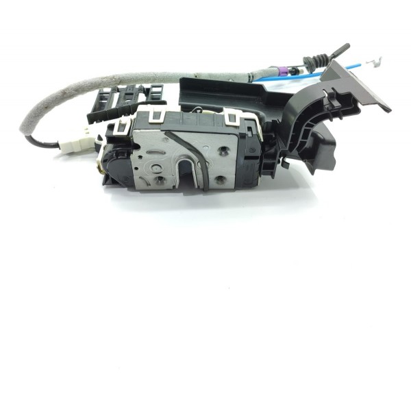 Fechadura Porta Mercedes Gla200 Dianteira Esquerd 1667200135