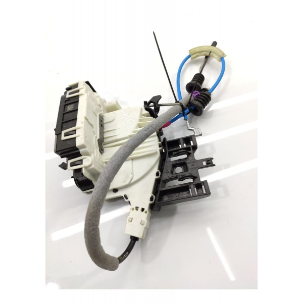 Fechadura Porta Mercedes Gla200 Traseira Direita A2047302835