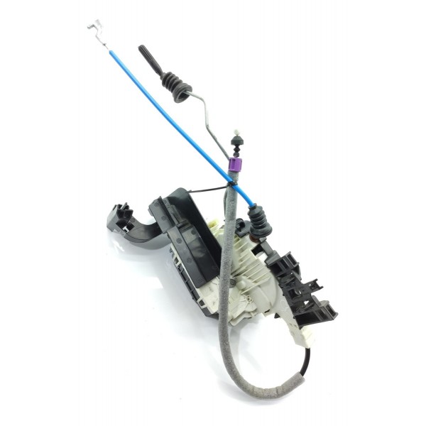 Fechadura Porta Mercedes Gla A 200 Dianteira Dir A1667200435