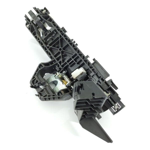 Macaneta Externa Mercedes Gla200 2019 Trasei Dir A2047601634 Prateado Traseira