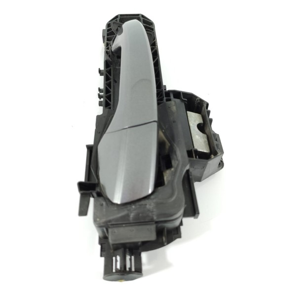 Macaneta Externa Mercedes Gla200 2019 Dianteir D A2047601634 Prateado Dianteira