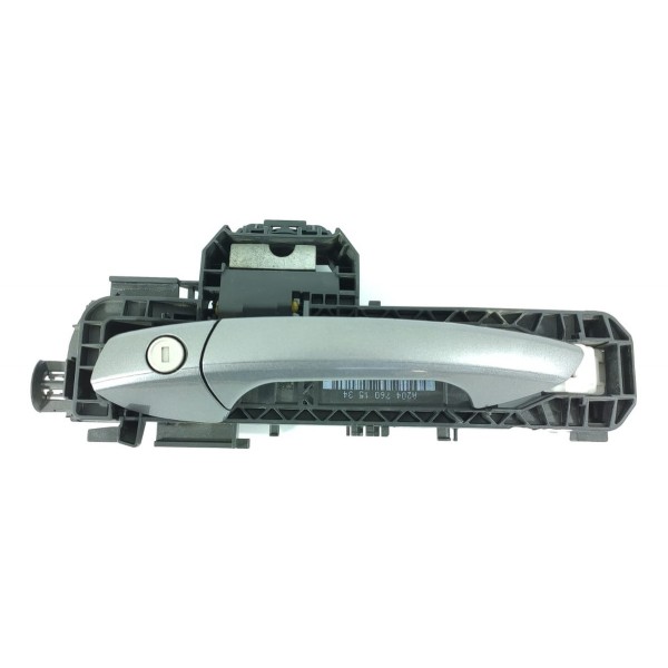 Macaneta Externa Mercedes Gla200 Dianteira Esq A2047601534 Prateado Dianteira