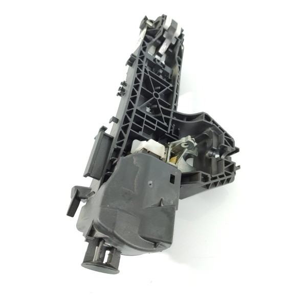 Macaneta Externa Mercedes Gla200 Dianteira Esq A2047601534 Prateado Dianteira