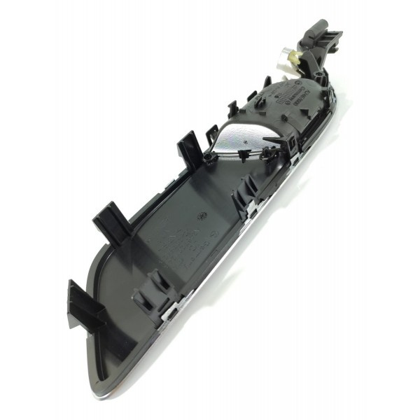 Macaneta Interna Mercedes Cla Gla 200 Dianteir D A2467201248 Prateado Dianteira