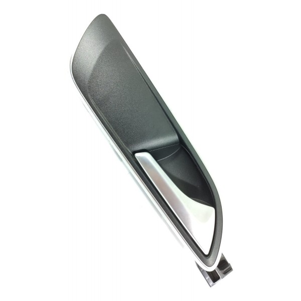 Macaneta Interna Mercedes Cla Gla 200 Dianteir D A2467201248 Prateado Dianteira