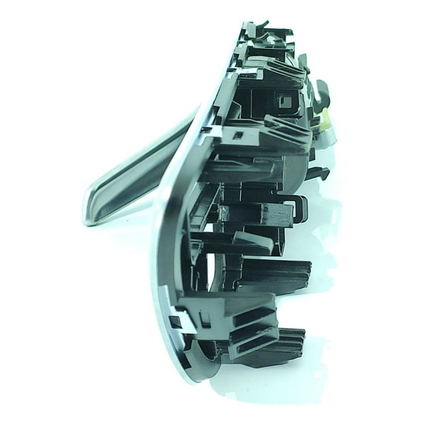 Macaneta Interna Mercedes Cla Gla 200 Dianteira  A2467200548 Prateado Dianteira