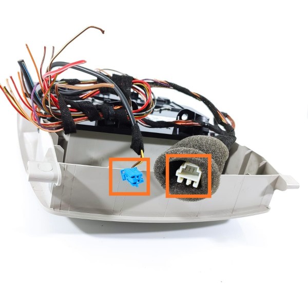 Luz Teto Mercedes Cla Gla A 200 2015/2020 A0009003708