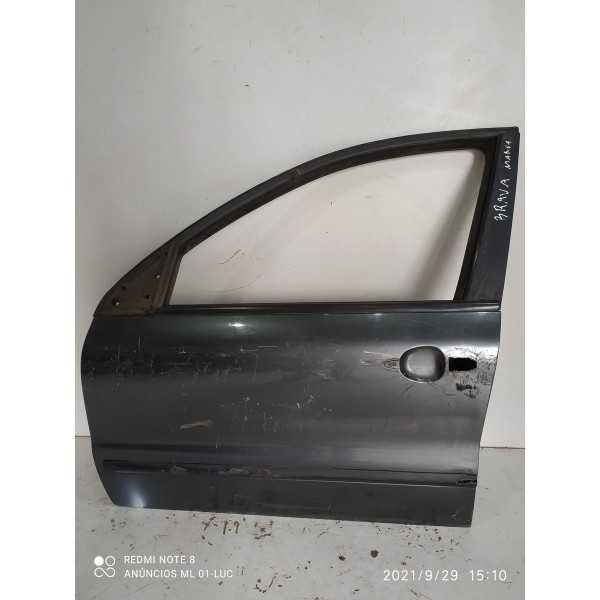 Porta Brava Dianteira Esquerda 1999/2003 Dianteira Esquerda Cinza-escuro
