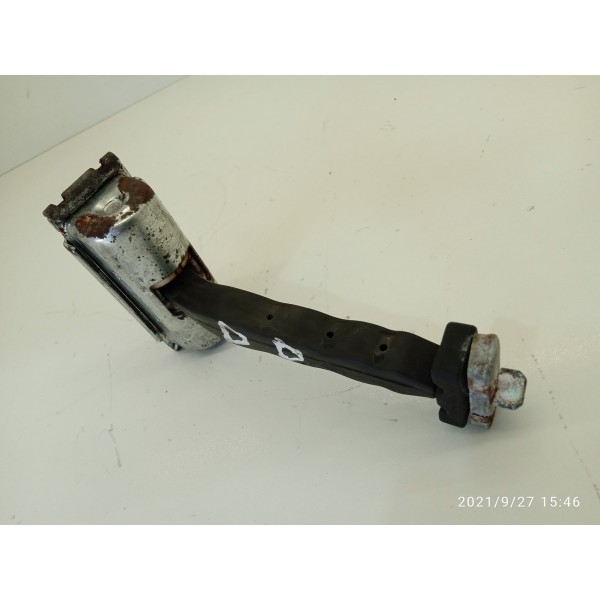 Limitador Porta Fusion Dianteira Direita 2013 2014 2015 2018