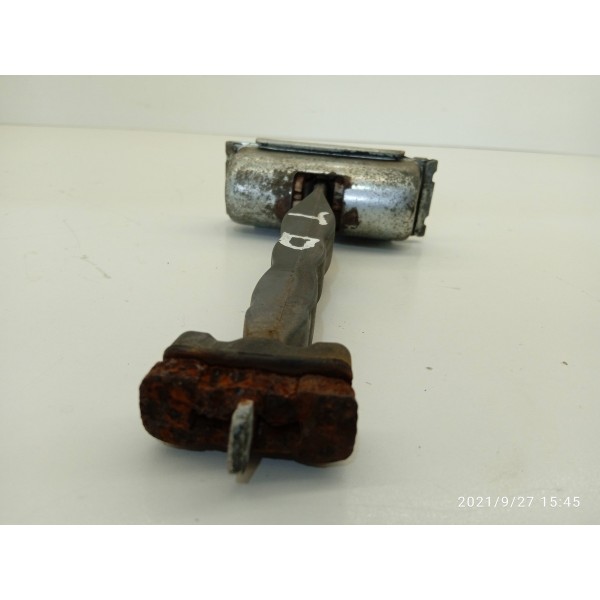 Limitador Porta Fusion Traseira Direita 2013 2014 2015 2018