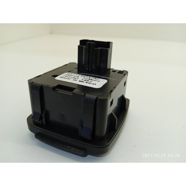 Tomada 110 Fusion 2013 2014 2015 2016 Ds7t19g247ac Preto