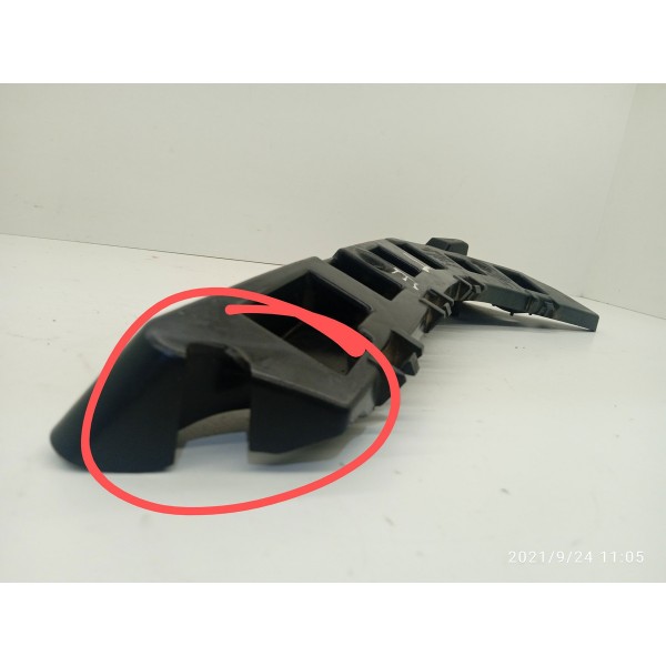 Guia Parachoque Fusion Traseiro Esquerdo 2013 2015 2016 Det