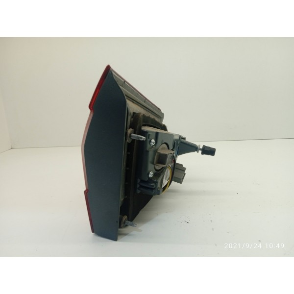 Lanterna Fusion Tampa Traseira Direit 2013/2016 Ds7313a602be Direito/passageiro Vermelho