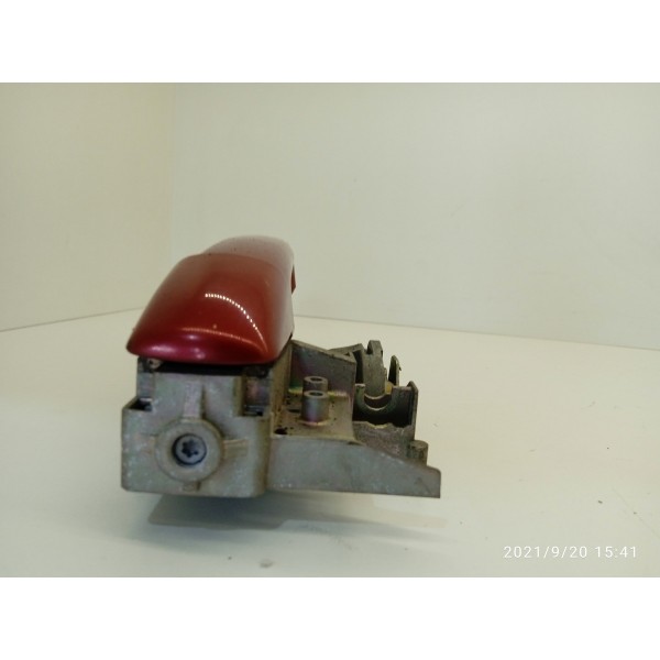 Macaneta Externa Peugeot 308 408 Traseira Esquerda 2011/2016 Vermelho Traseira