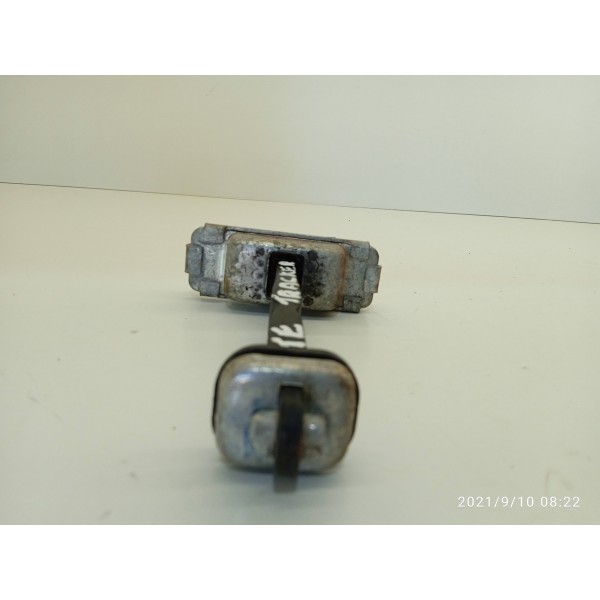 Limitador Porta Tracker Traseiro Esq 2017 2018 2019 /5049