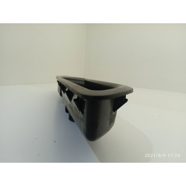 Botão Vidro Tracker Traseiro Esquerdo 2017 2018 2019 //5030