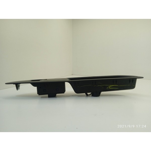 Botão Vidro Tracker Traseiro Esquerdo 2017 2018 2019 //5030