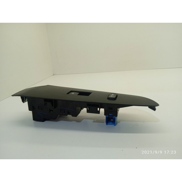 Botão Vidro Trava Tracker Onix Diant Dir 2017 18 2019/5029