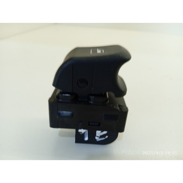 Botão Comando Vidro Traseiro Audi A3 2014 2015 2018 8v095985