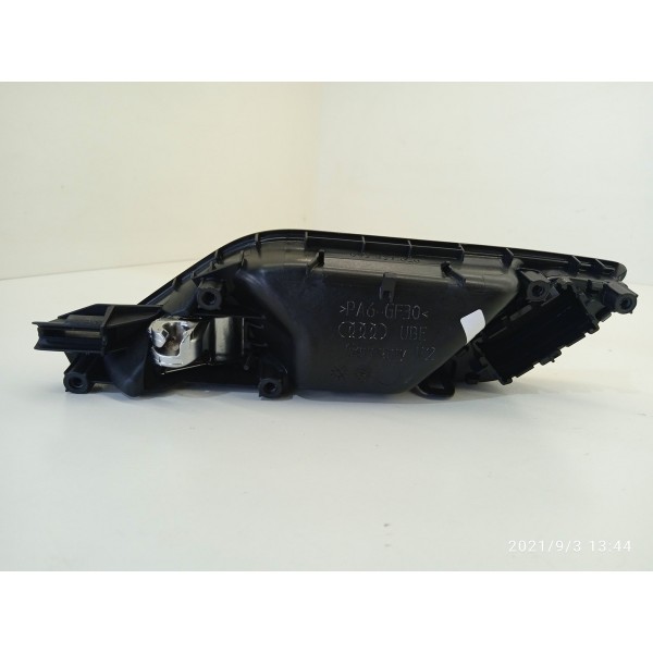 Macaneta Interna Audi A3 Dianteira Direita 2014/2020 Cromado Dianteira