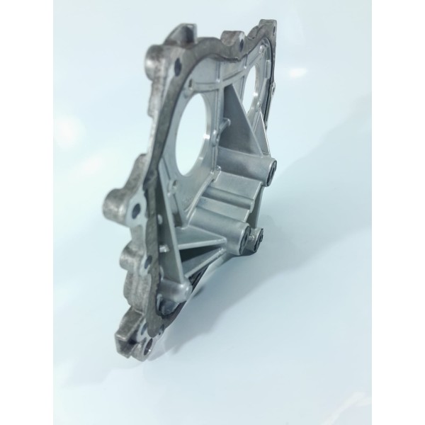 Tampa Frontal Cabecote Mercedes Cla Gla200 A200 A2700150400