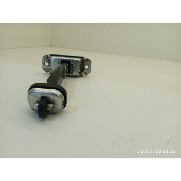 Limitador Porta Captiva Dianteiro Direit 2008 2009 2010/2016